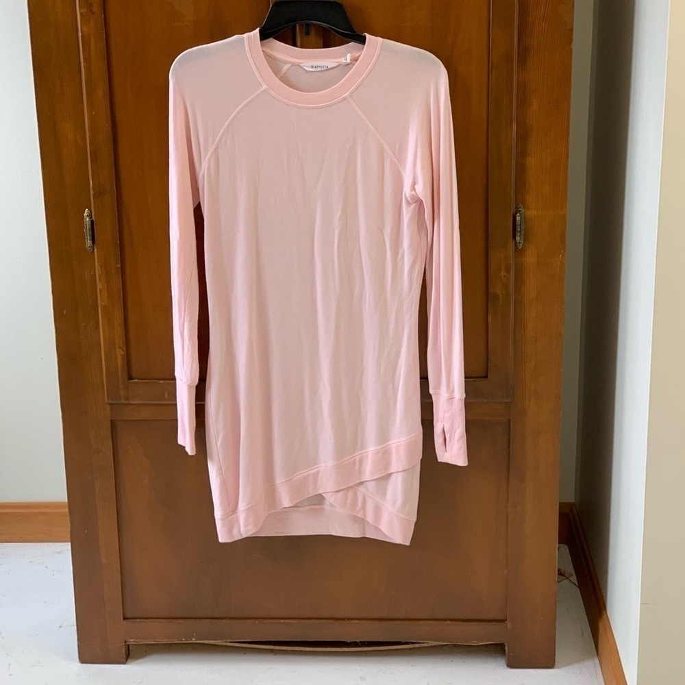 Athleta sweater tunic length top barbie pink